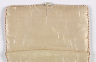 Silk-embroidered handkerchief bag, 1914–1918