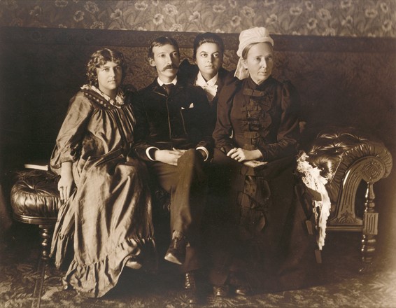 Robert Louis Stevenson and family, March 1893