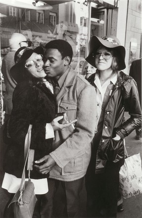 US serviceman and girls, Kings Cross, 1970–71