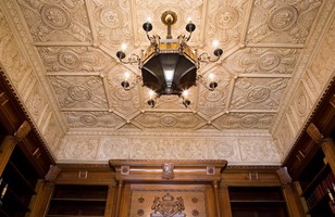 Ceiling in the Shakespeare room