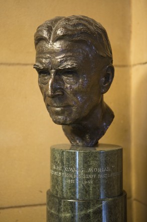 Portrait bust of William Ifould