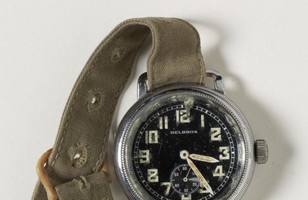 Wrist watch belonging to Damien Parer, c. 1939