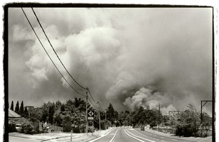 Smoke from fires, looking east, Great Western Highway, Woodford