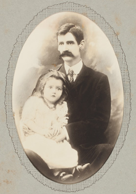 Henry Lawson with his daughter Bertha Louisa, c.1902, photoprint.