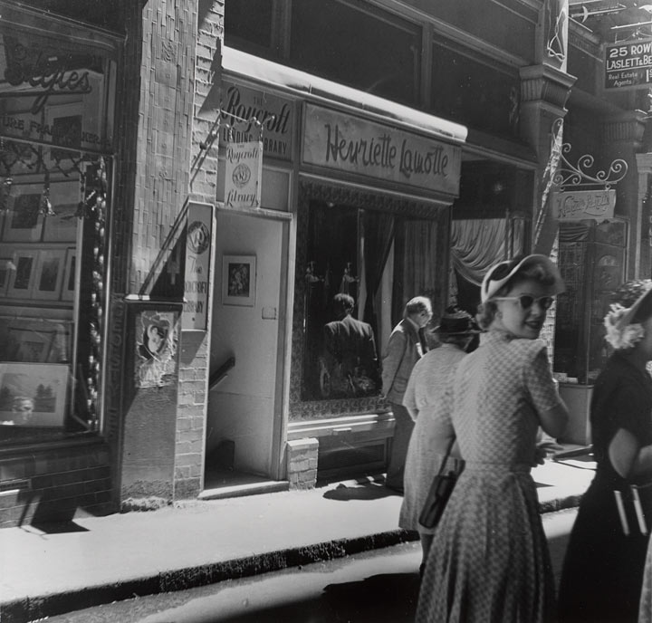 Rowe Street, Sydney, c. 1950, Silver gelatin photoprint © Kerry Dundas 