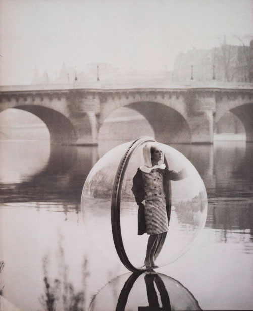 Simone wears fashion by Venet, River Seine, Paris. American Harper&rsquo;s Bazaar